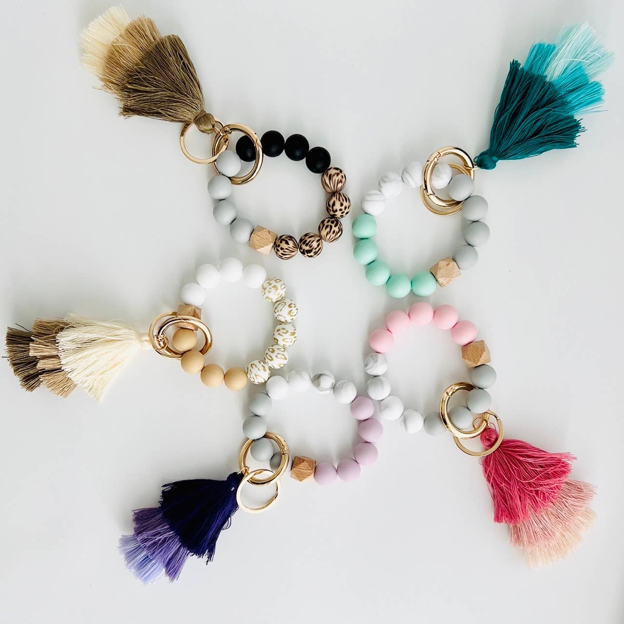 Tiny Gift Society - Vendita all'ingrosso Bracciale portachiavi - Portachiavi a bracciale | portachiavi da polso in silicone | nappa a strati4