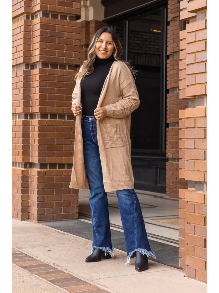 The Georgina Fitted Turtleneck, Black for wholesale on Faire4