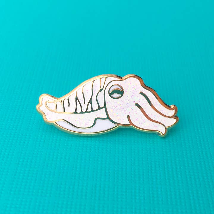 Shoal - Wholesale Lapel pin/button - White Glitter Cuttlefish Pin2