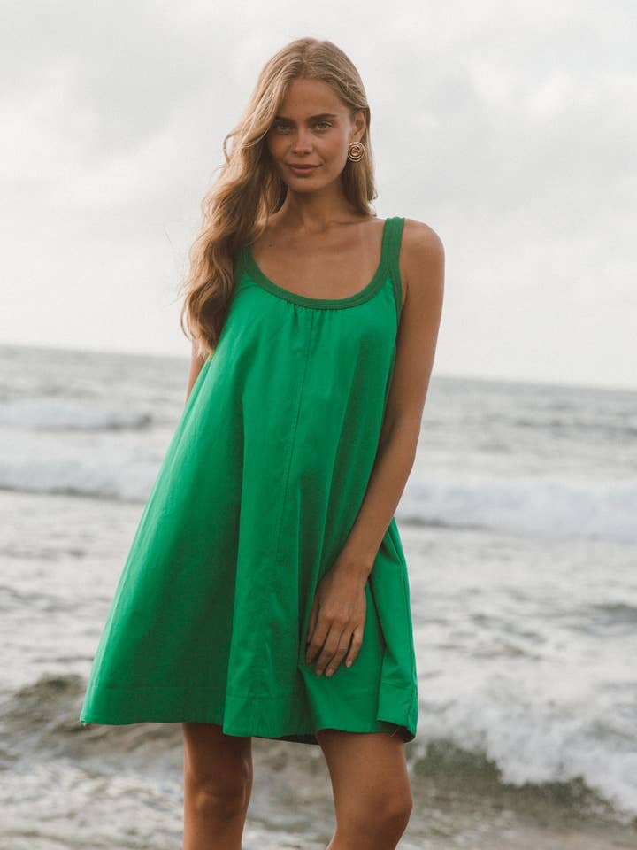 VESTIDO CORTO VIVIAN para venta al por mayor de Global Fashion House