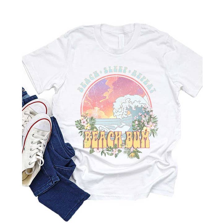 T-shirt grafica per bambini retrò Beach Bum Summer per la vendita all'ingrosso da parte di Kids By Kissed Apparel