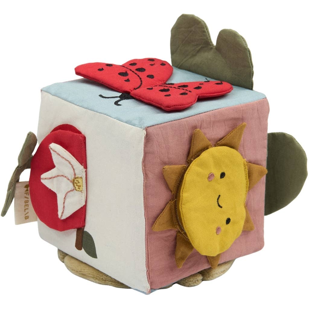 Axis Toys & Gifts - Wholesale Clutching toy – Baby - Fabelab Fabric Cube - A Day in the Garden, 12 cm2