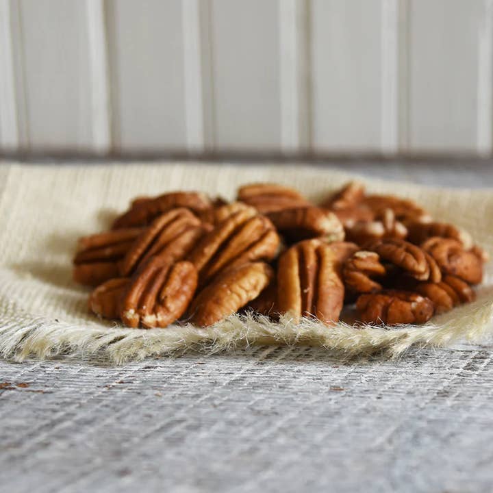 Schermer Pecans - Wholesale Nuts - GEORGIA PECAN HALVES - 12 or 16 ounce bags - 24 bags/case