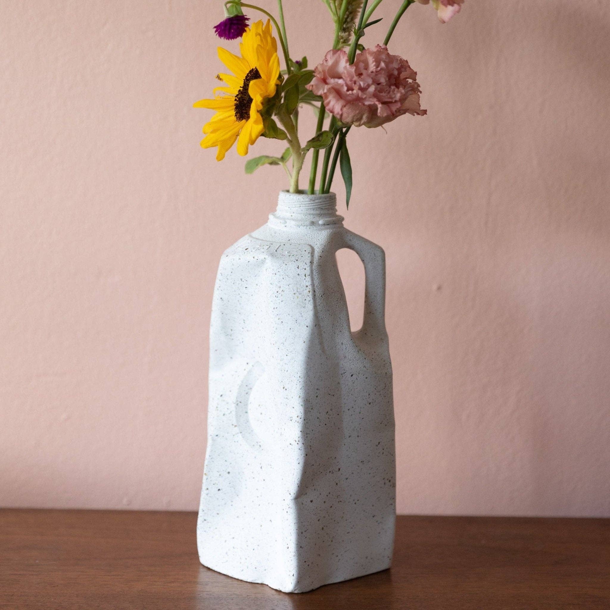 pretti.cool - Wholesale Vase - Milk Jug Vase | White Terrazzo1