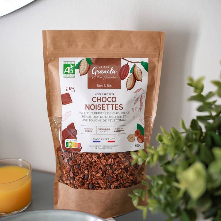 Tonkaboon hazelnoot chocolade granola voor wholesale door Maison Granola