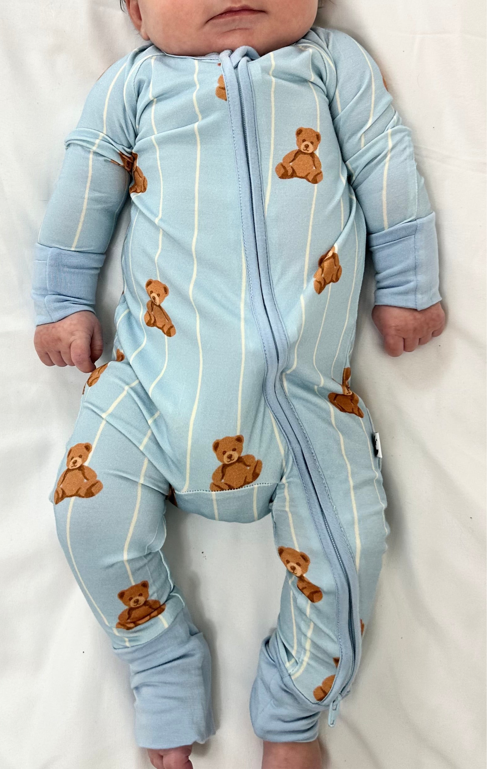 Mini Moon - Wholesale Sleepsuit - Baby - Cozy Cub - Zipper Footie Pajamas1