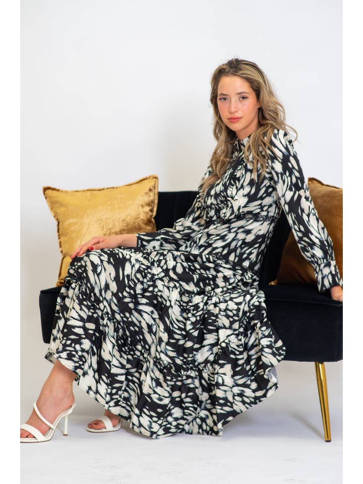 Miss Finch NYC – Engroshandel Kjole - Dame – Sort Orchid Tiered Nederdel Midikjole