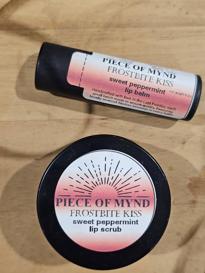Frostbite Kiss | Seasonal Lip Care Set | Peppermint + Vanilla | Lip Balm + Lip Scrub Gift Set for wholesale by Piece of Mynd