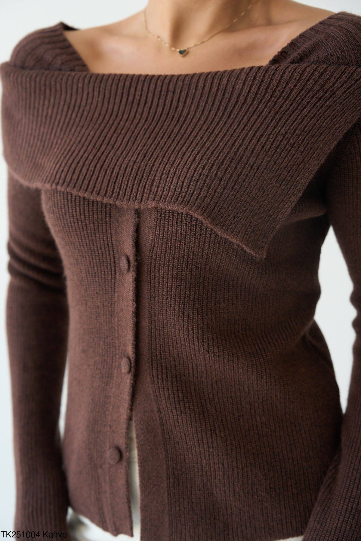 Design company-Fatma Balkir - Wholesale Knit Sweater - Women's - Asymmetric Neckline Women’s Knit Sweater9