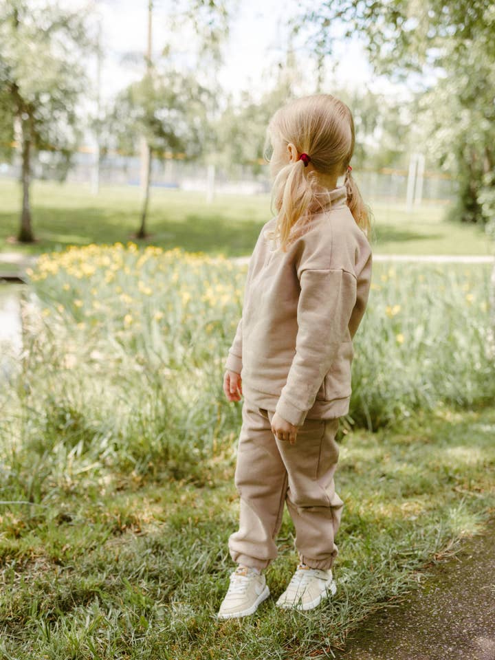 Fleece Sweatsuit Set in Taupe for wholesale on Faire5