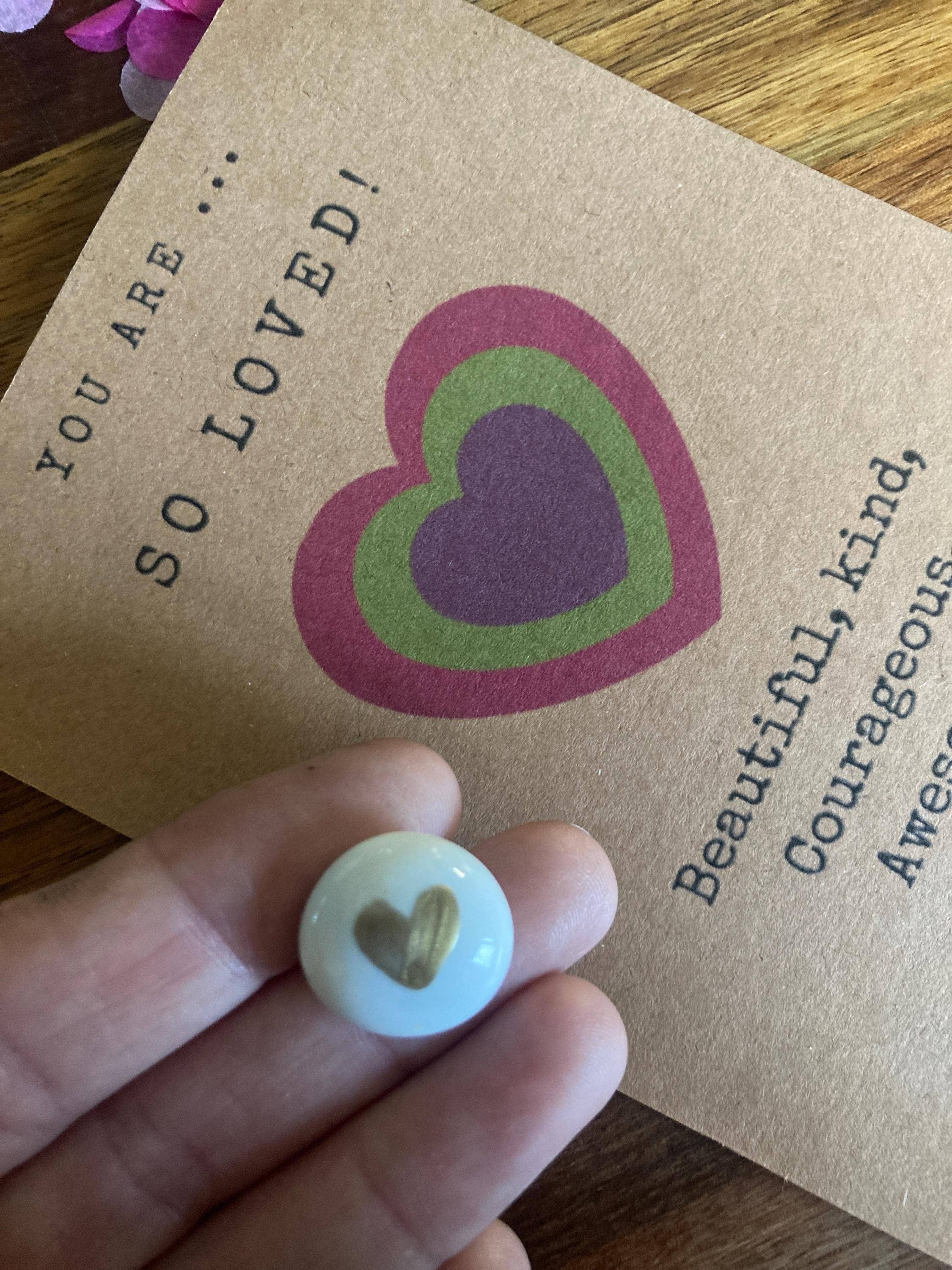 Pals in your Pocket – wholesale Samlarobjekt mynt – Guldhjärta Berlock Fickkram - Värdig, Älskad, Omhändertagen2