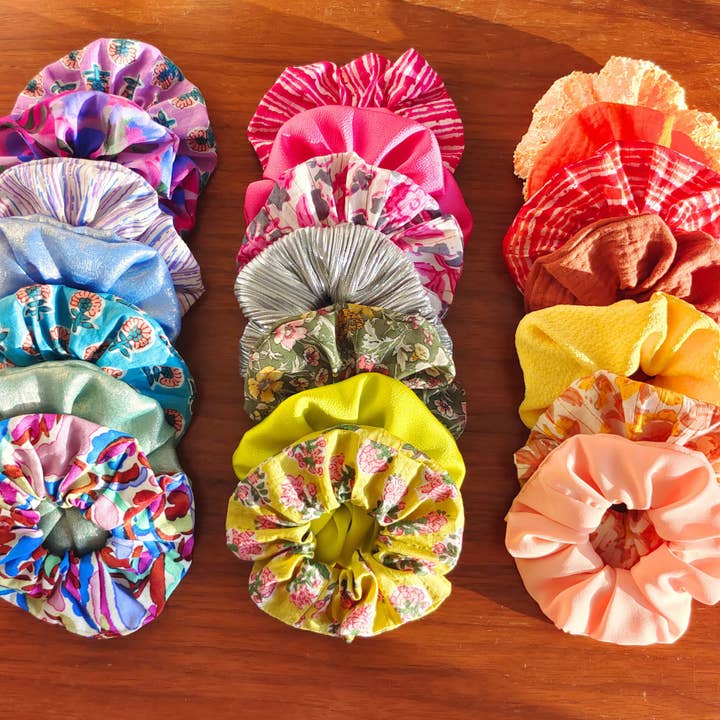 PACK DE 21 COLETEROS, INCLUYENDO 1 DE REGALO 🎁 / Novedades Verano Mujer para venta al por mayor de Laure Derrey