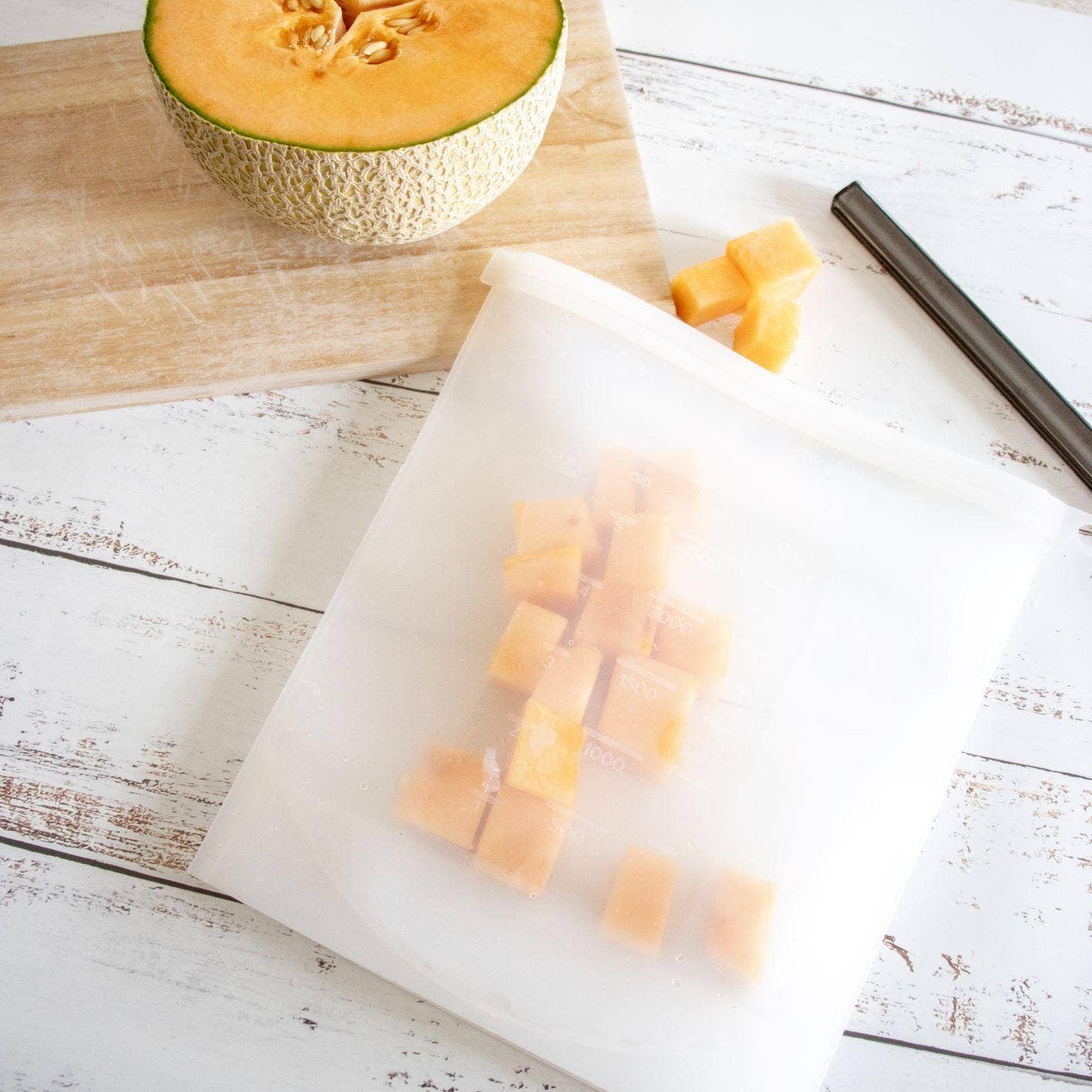 Us and The Earth - Wholesale Food Storage Wrap/Bag - 2500mL - Reusable Food Grade Silicone Zip Lock Food Pouch0