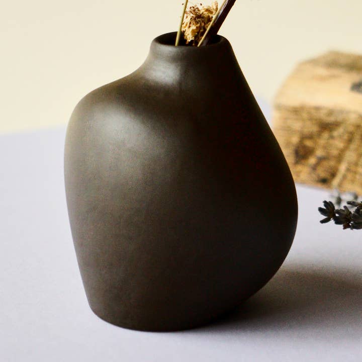 Vaso in ceramica per la vendita all'ingrosso da parte di Siesta Studio