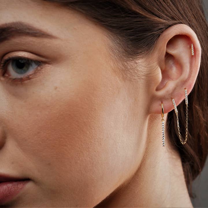 Diat - Wholesale Dangle Earrings - long bar earrings - bar earrings
- gold earrings4