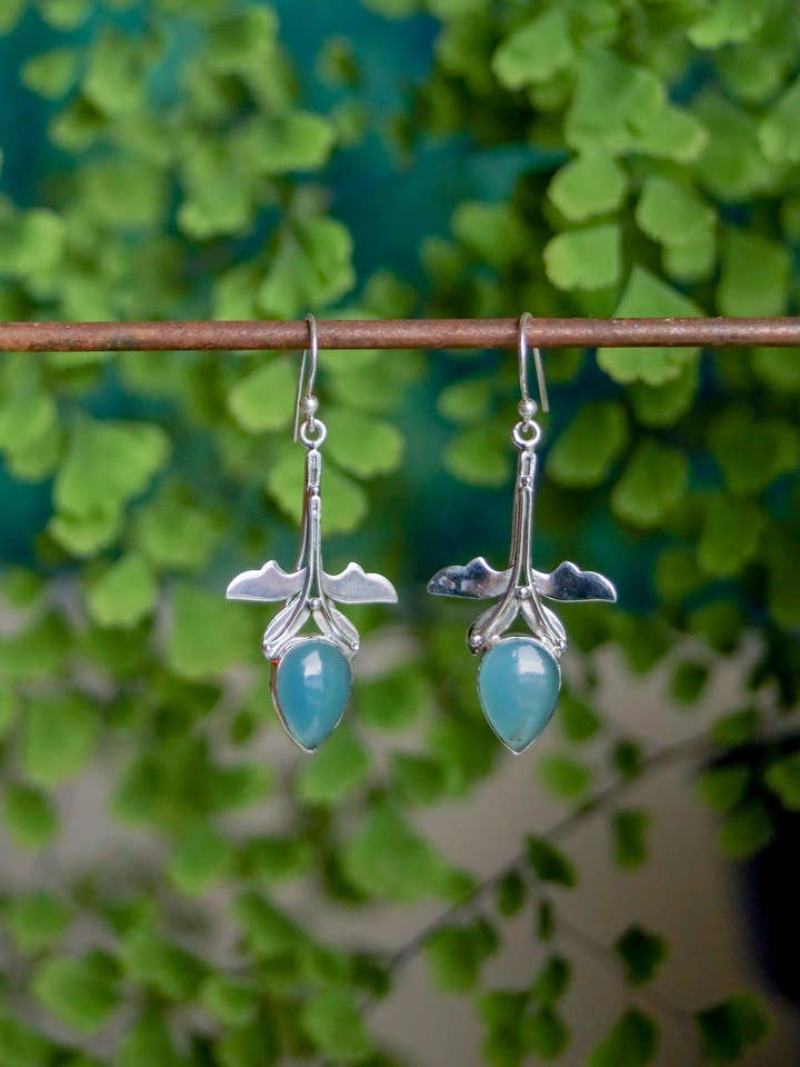 Boucles d'oreilles goutte de fleurs pour la vente par Ragavon