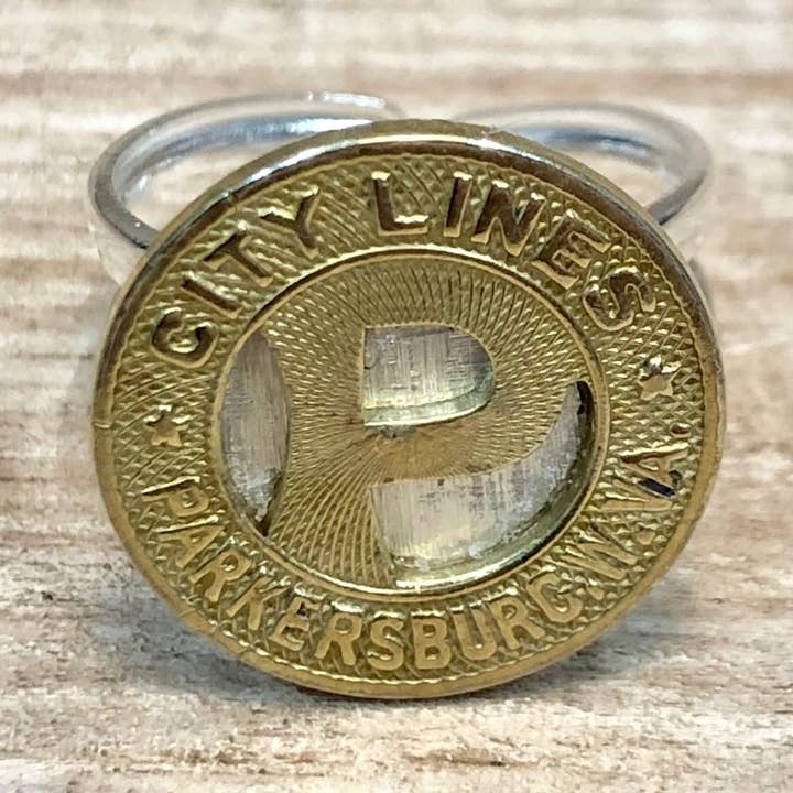 Bague Sterling Jeton Vintage pour la vente par Lorraine Frances Jewelry