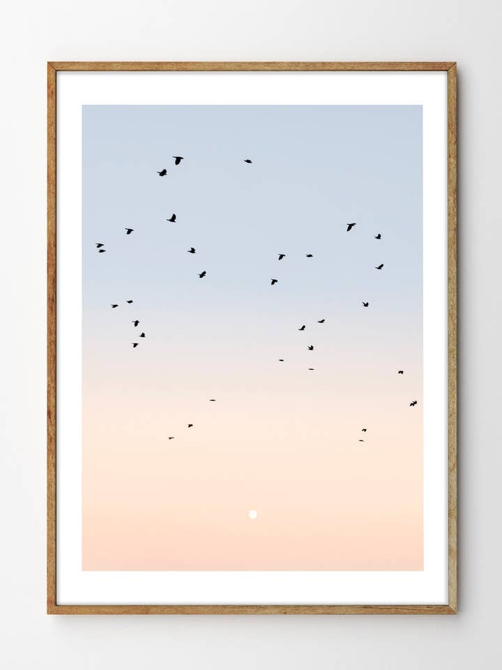 Laura Sanchez, Moonrise pour la vente par Gustave