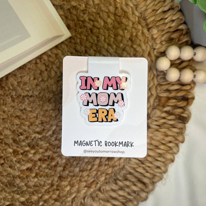 Marque-page magnétique – À l'ère de ma maman | Cadeau pour maman amoureuse des livres pour la vente par See You Tomorrow Shop