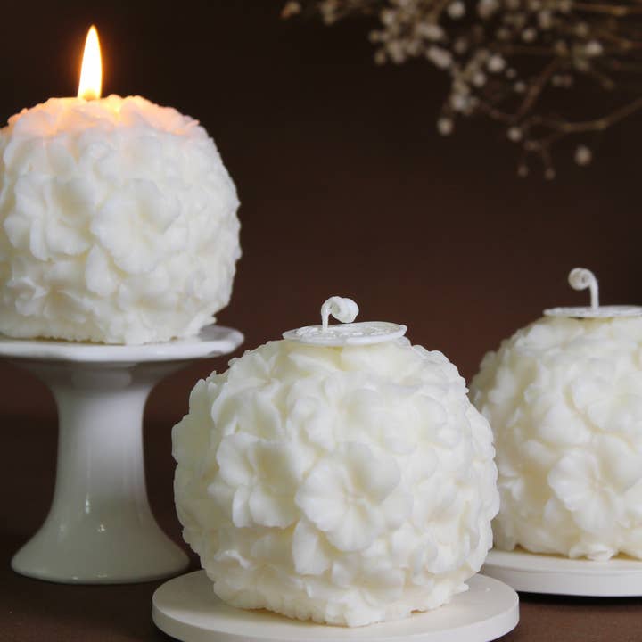 Flower Ball Candle, Hibiscus Flower Candle, Ball Candle for wholesale by Aguas Claras Organics