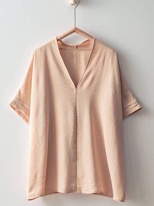 Urban Daizy - Wholesale T-Shirt - Women's - Breezy Airflow V-Neck Top