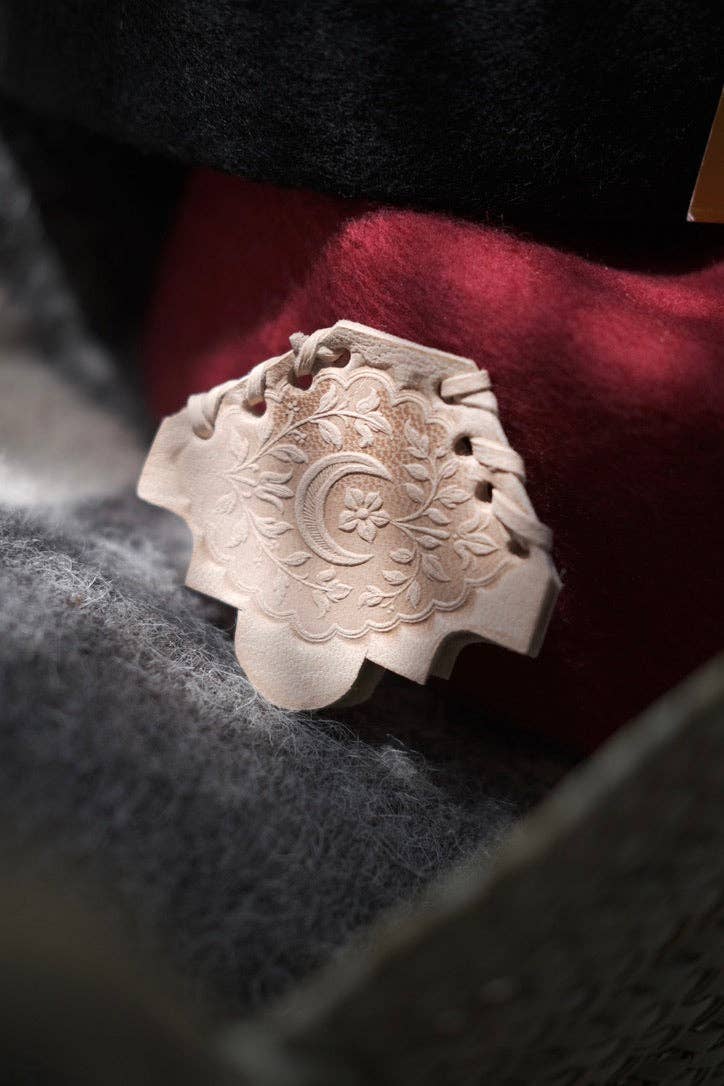 TŪNIQ - Wholesale Gift Bag Set/Pack - Eid Gift Basket | For Him7