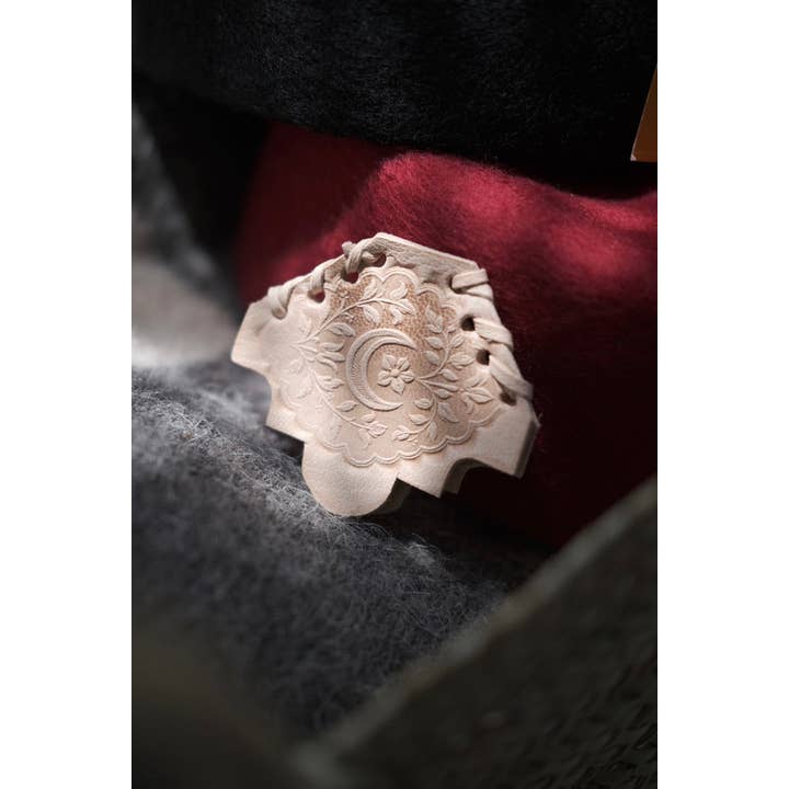 TŪNIQ - Wholesale Gift Bag Set/Pack - Eid Gift Basket | For Him7