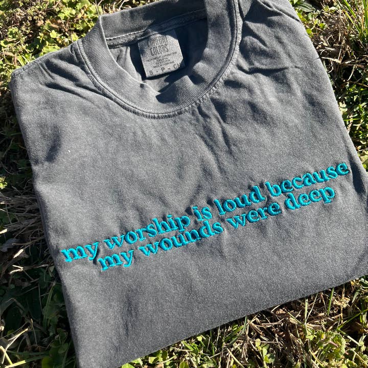 Ros Høj Tee for engroshandel hos Diva Bling By Jenn