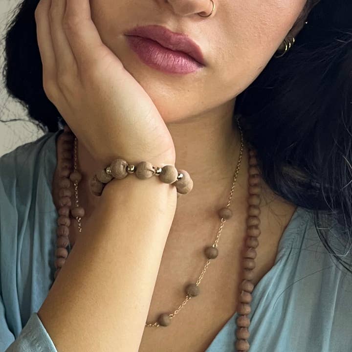 Humble Hilo – Großhandel Perlenarmband – Humble Hilo Sari Schmuck, Textilperlen- und Metallperlenarmband51