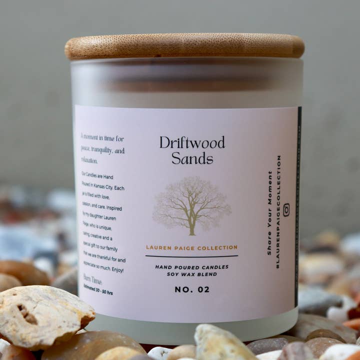 Driftwood Sands | Classic | Candela in cera di soia | 12 oz. per la vendita all'ingrosso da parte di Lauren Paige Collection