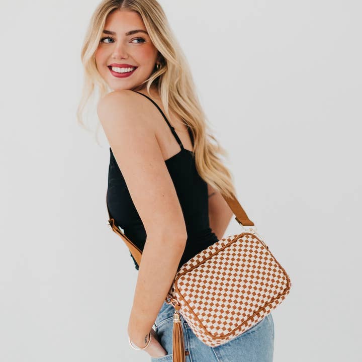 Pretty Simple - Wholesale Crossbody Bag - Women's - Woven Willow Camera Crossbody Bag
