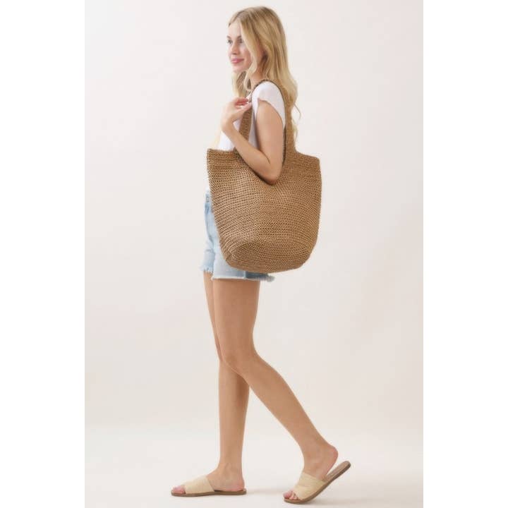 CC Wholesale Clothing - Wholesale Tote Bag - Women's - Round Bottom Handmade Strap Woven Straw Tote Bag15