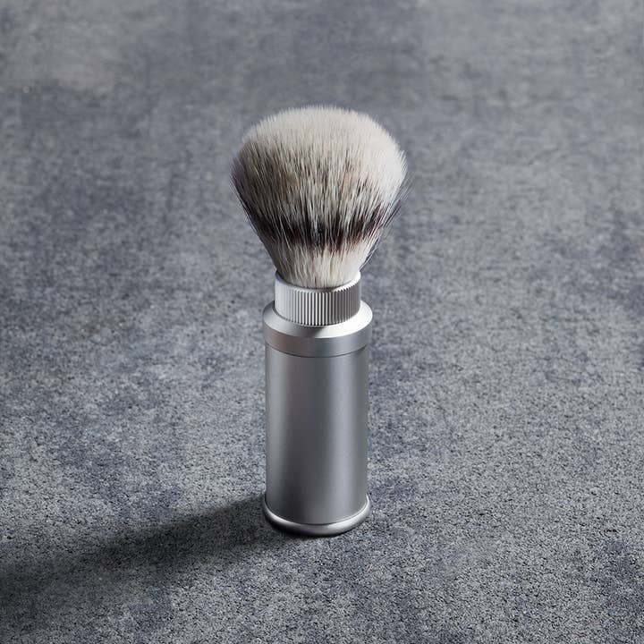 Hersluitbare scheerkwast voor op reis voor wholesale door WOMO