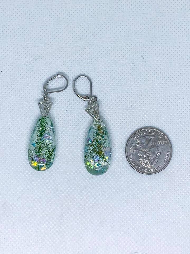 Vivian Treasury - Wholesale Dangle Earrings - Real Foliage Dangles1