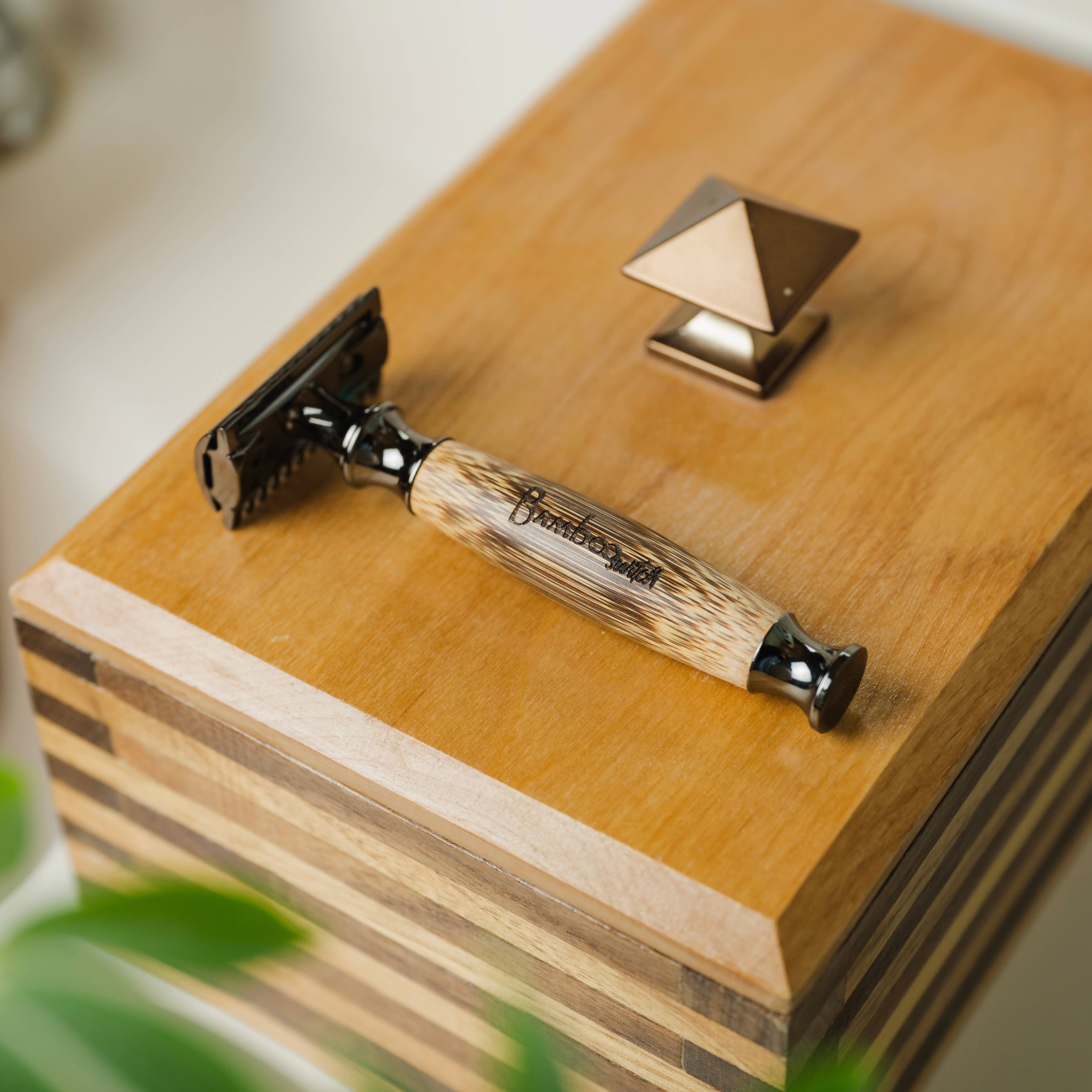 Bamboo Switch - Wholesale Razor - Bamboo Stainless Steel Safety Razor | Faire Market 4