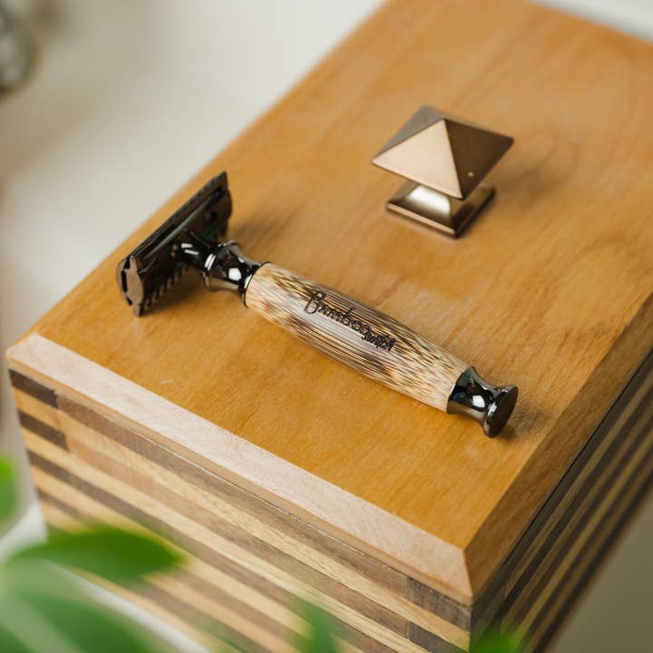 Bamboo Switch - Wholesale Razor - Bamboo Stainless Steel Safety Razor | Christmas Bestseller4
