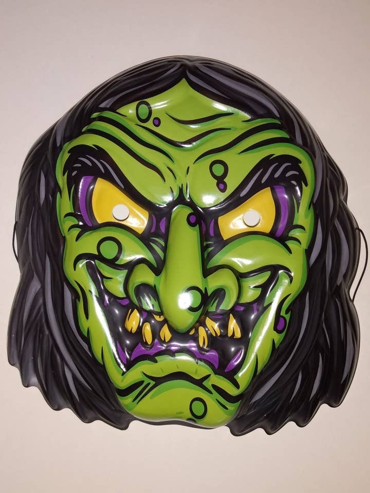 GOBLINHAUS Masks Masque de sorcière d'Halloween rétro « Sister Grim » pour la vente par GOBLINHAUS