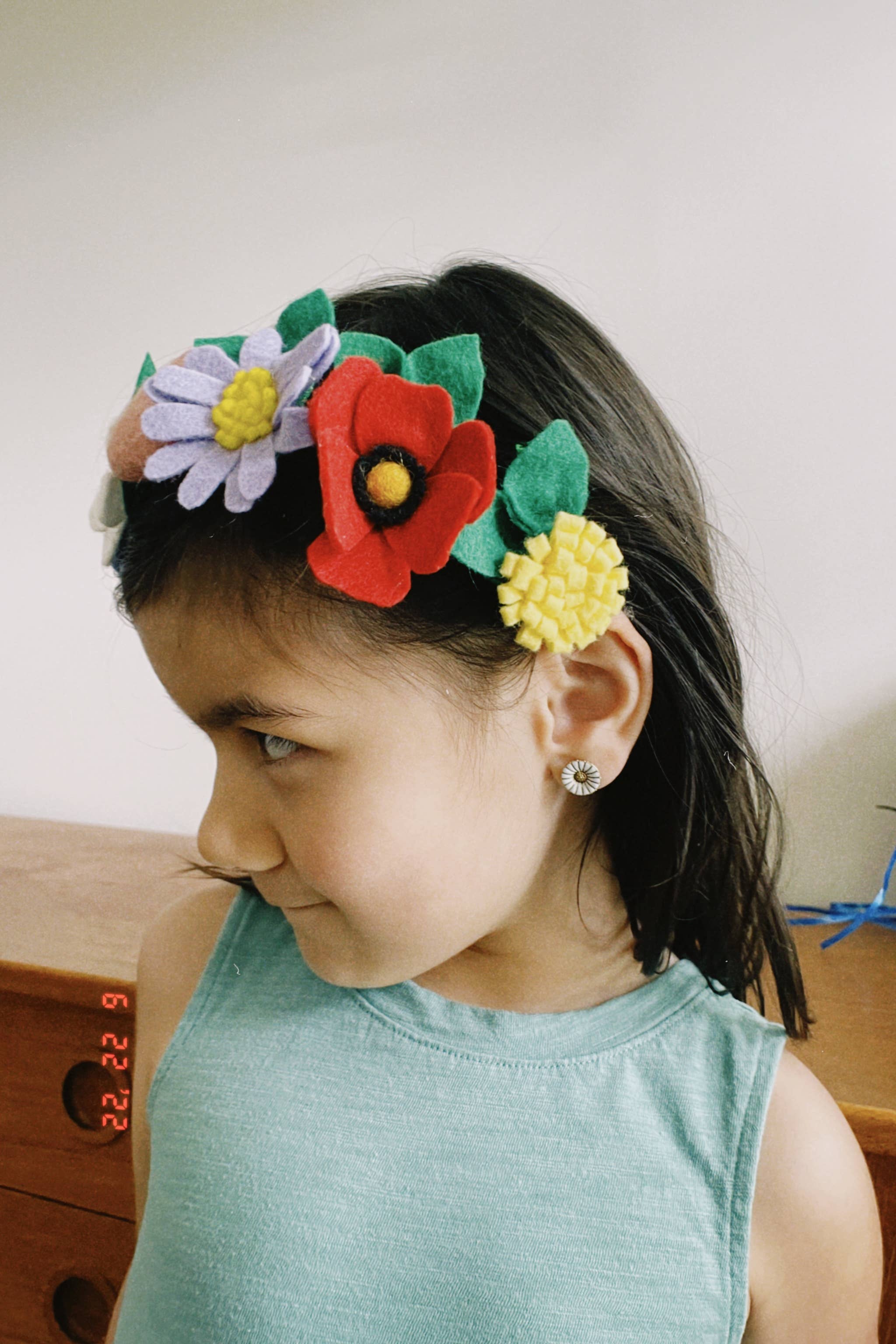 delphinette - Wholesale Hair Clip - Kids - Aster Hair Clip - September Birth Month Flower Gift2