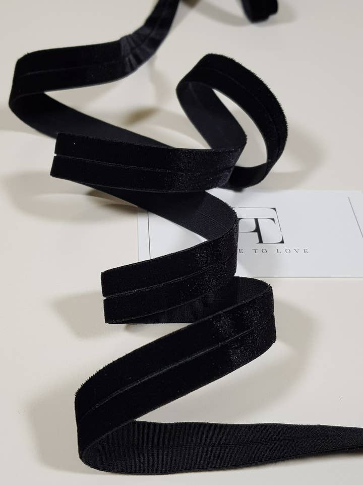 Svart elastiskt sammetband per meter, ST1026 för wholesale av Lace To Love