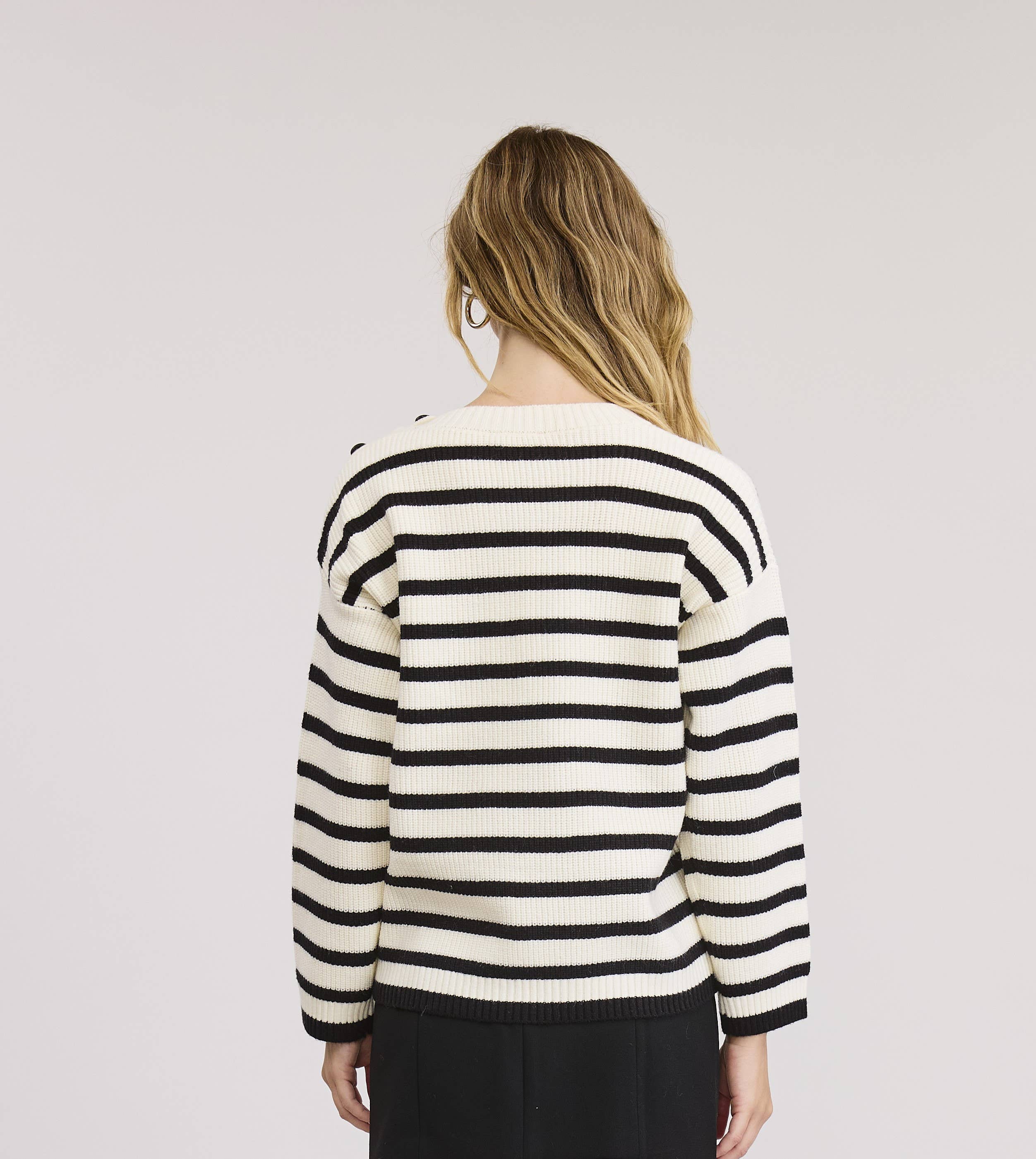 FLAT WHITE - Wholesale Pullover-trui - Dames - Francis Trui met capuchon1