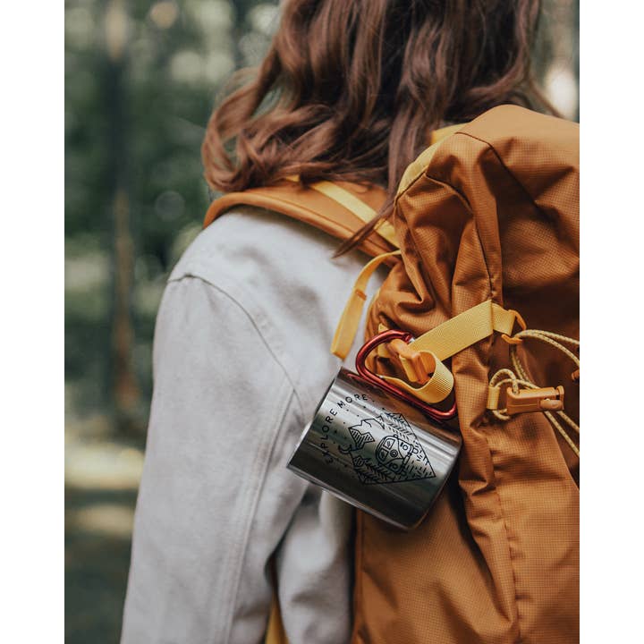 Tiny Print Shop – copos e garrafas térmicas por atacado – Explore mais caneca de acampamento de aço mosquetão3