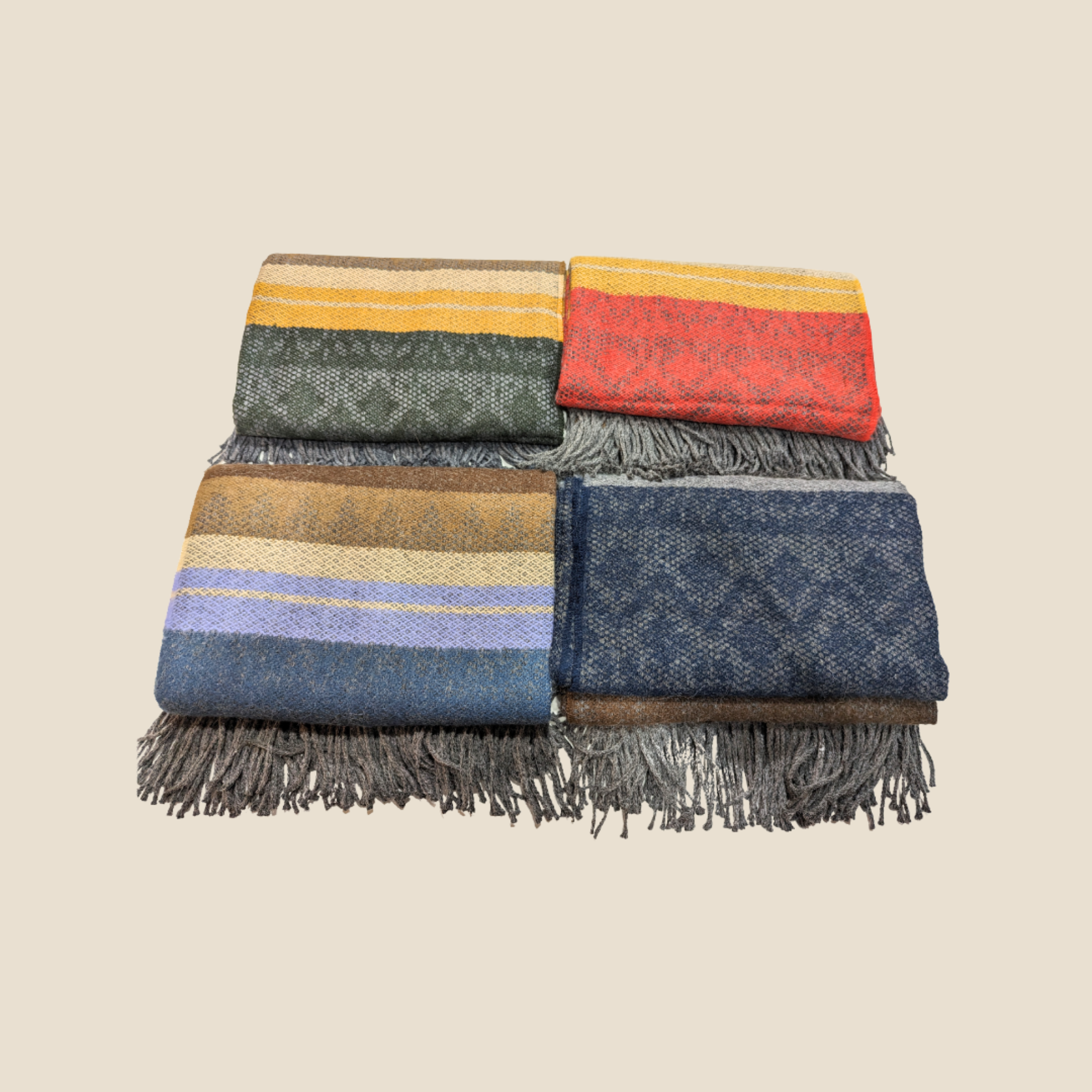 Campo Alpaca - Wholesale Throw Blanket - Tri-Color Woven Alpaca Blanket9
