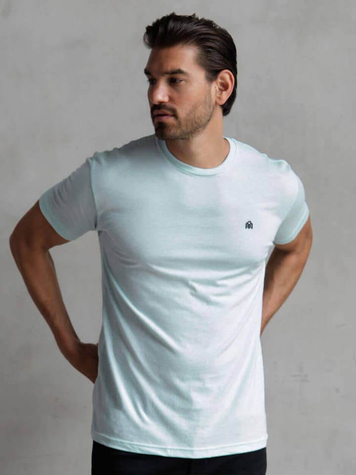 INTO THE AM – T-shirt – Homem por atacado – T-shirt Básica Ajustada Premium para Homem (de Marca)21