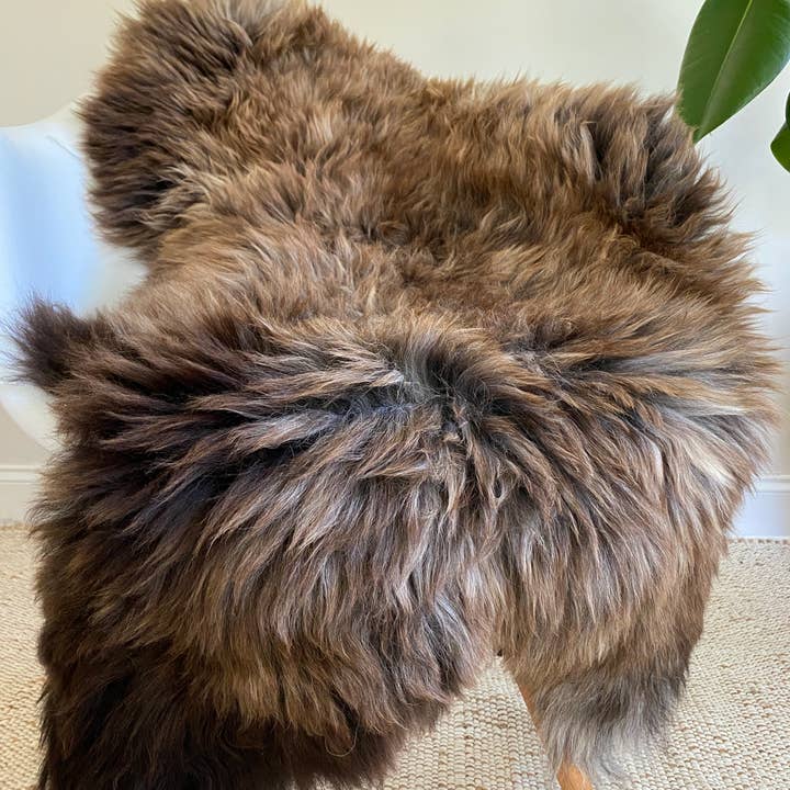 East Perry - Wholesale Area Rug - BROWN SHEEPSKIN RUGS