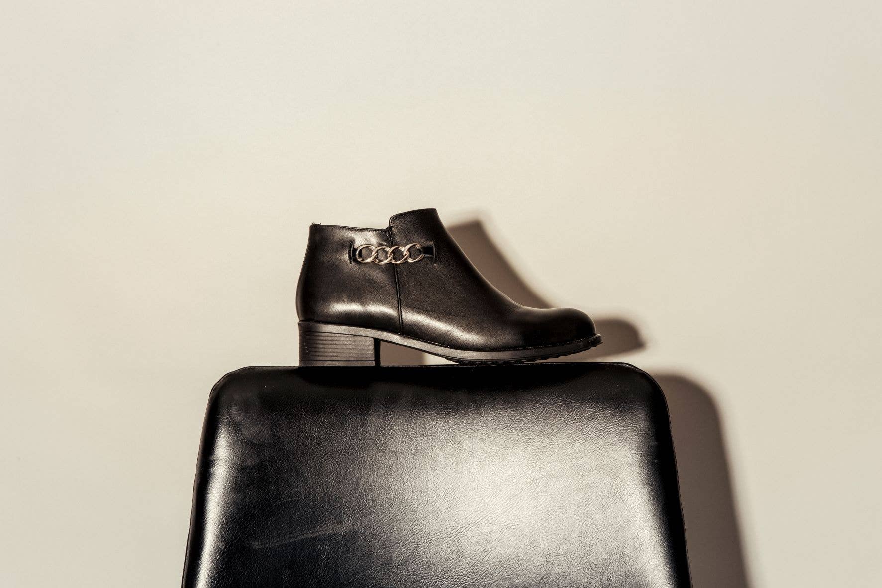 Elodie - Venta al por mayor Botines - Mujer - BOTIN CLEO TACON BAJO EN PIEL KRUST3