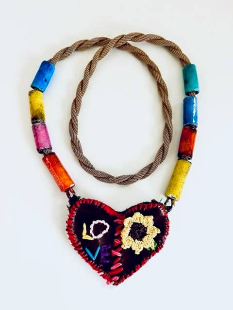 LOVE Necklace, uniek in zijn soort voor wholesale door Michelle DaRin Jewelry