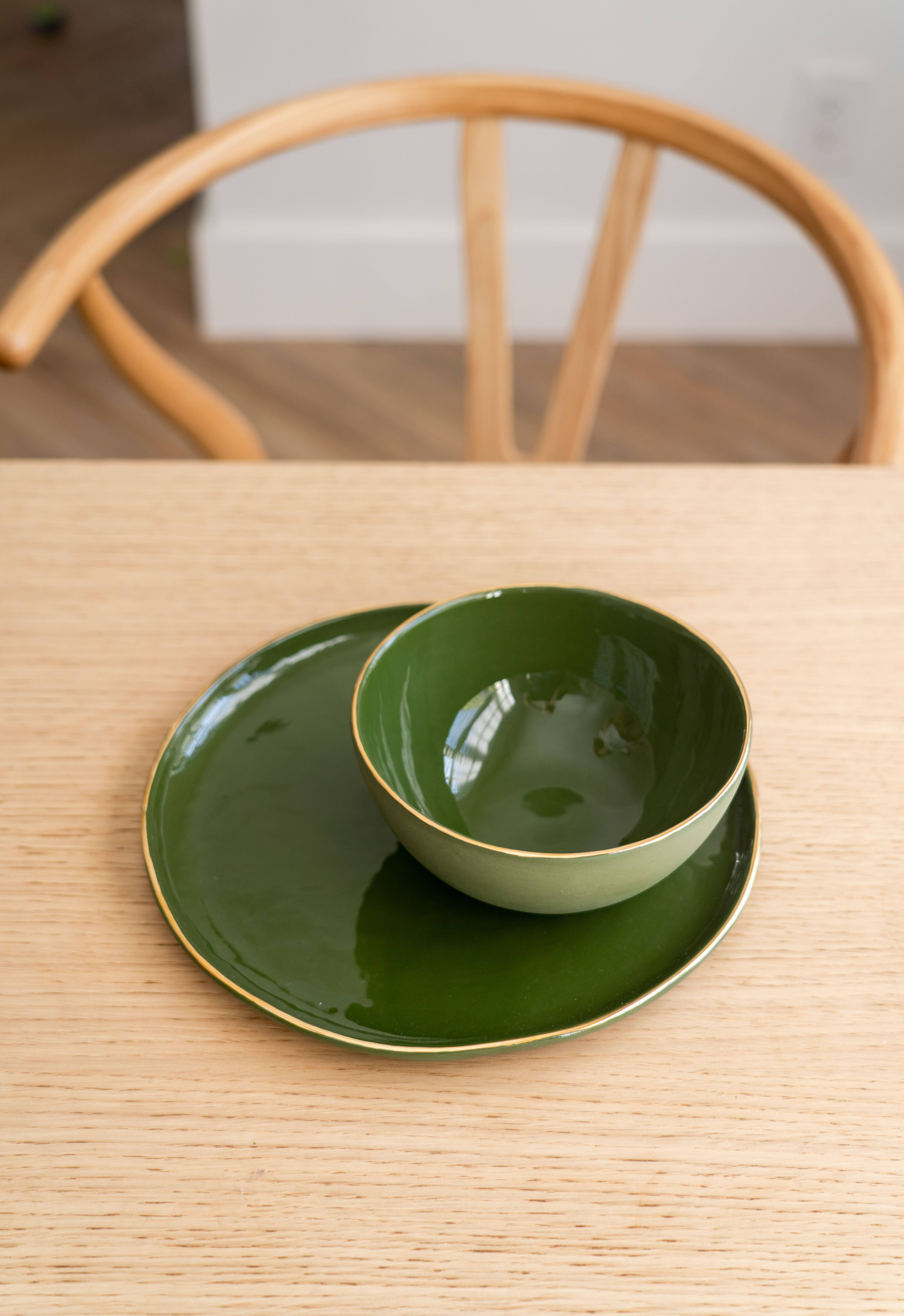 Creating Comfort Lab – wholesale Dinner plate – Handmade Porcelain Dinner Plates with Gold Rim. Green3