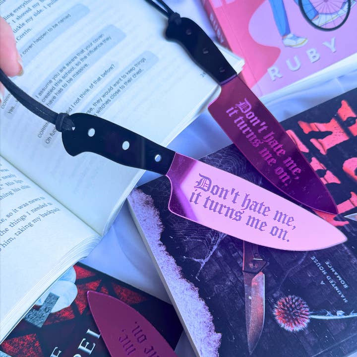 Scribbles Wholesale - Wholesale Bookmark - Don't Hate Me, Turns Me On - Pink Mirrored Knife Bookmark3