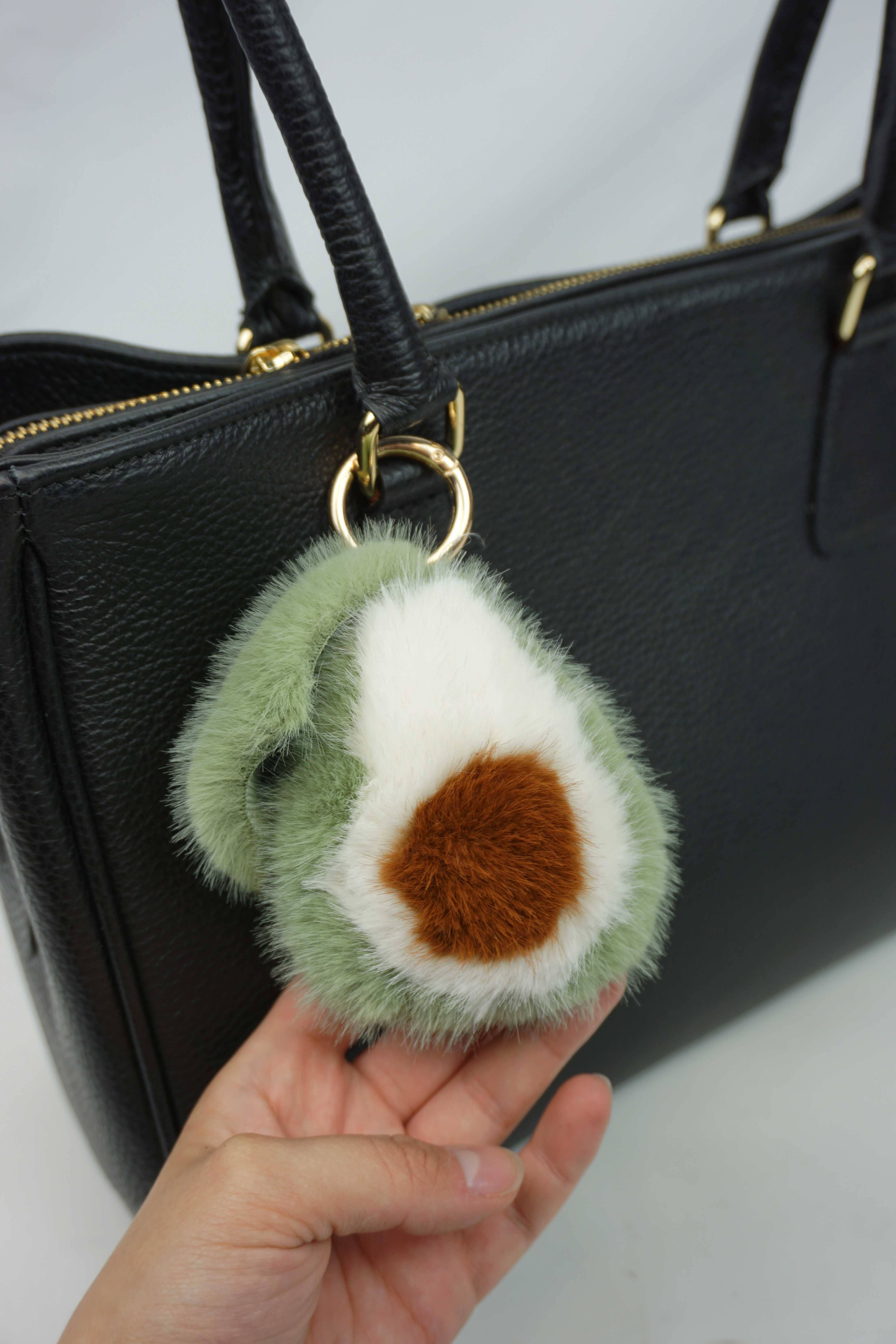 Anais - Wholesale Keychain - Women's - Grigri plush keychain1