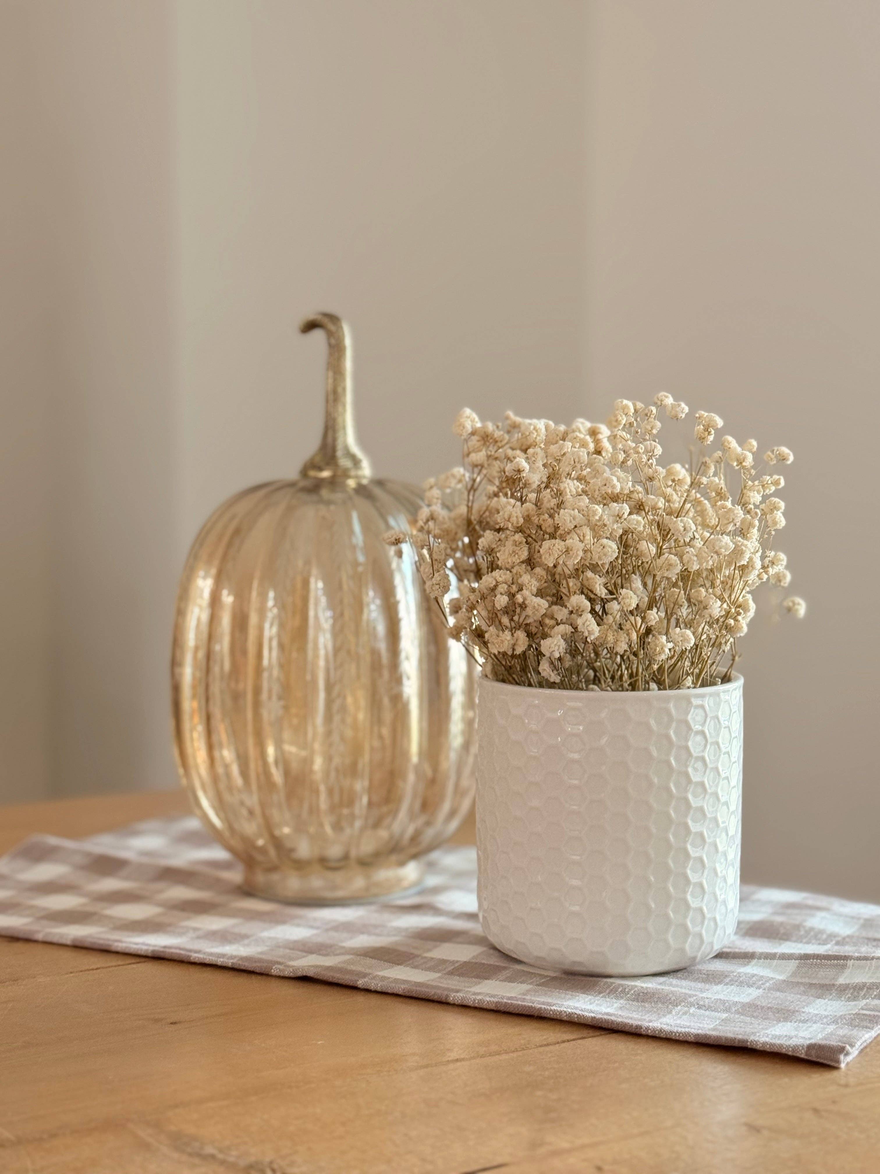 Eucalypt Co. - Wholesale Dried/pressed flowers - Preserved Babies Breath Bundles2